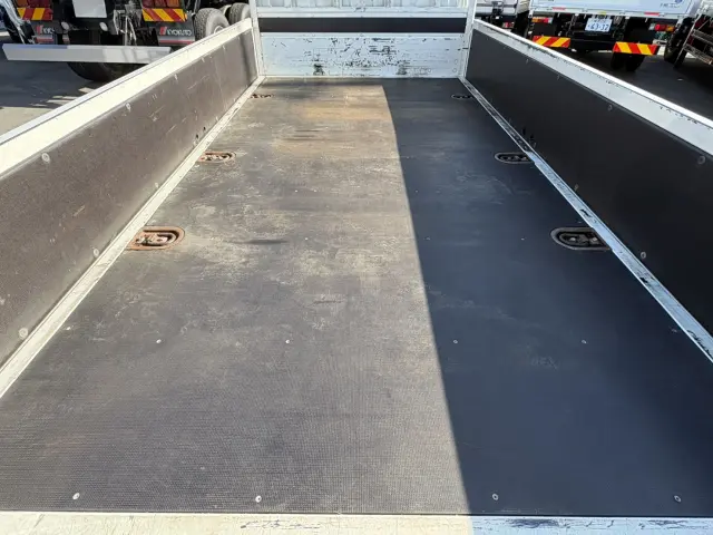 日野 デュトロ 2RG-XZU605M(2WD)の写真12