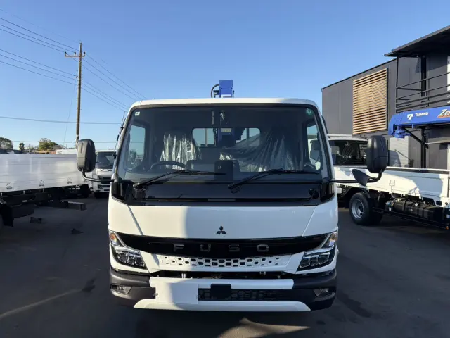 三菱 キャンター 2PG-FEB80(2WD)の写真5