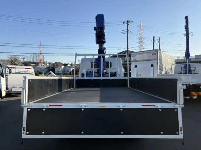 三菱 キャンター 2PG-FEB80(2WD)の写真9