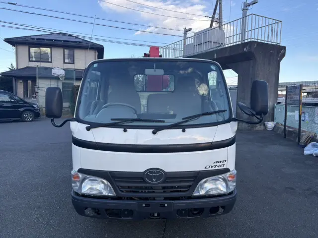 トヨタ ダイナ BDG-XZU368(4WD)の写真5