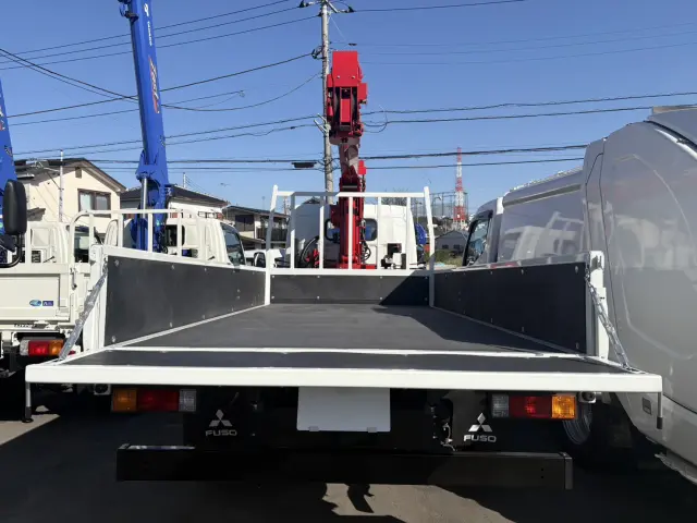 三菱 キャンター 2RG-FEAV0(2WD)の写真9