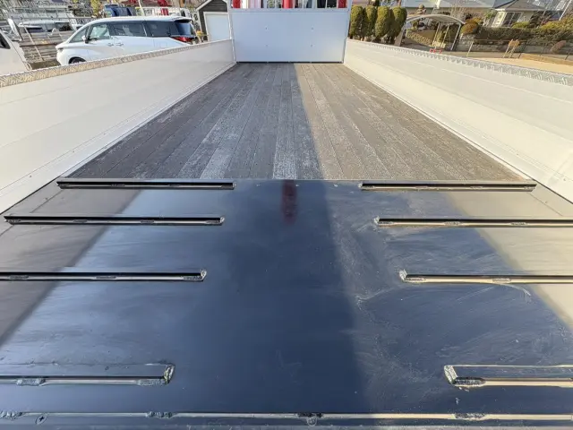 三菱 ファイター 2KG-FK62FZ(2WD)の写真12