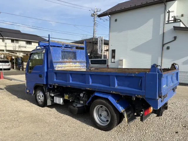 いすゞ エルフ TPG-NKR85AN(2WD)の写真4