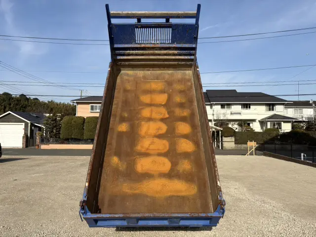 いすゞ エルフ TPG-NKR85AN(2WD)の写真10