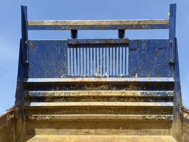 いすゞ エルフ TPG-NKR85AN(2WD)の写真12