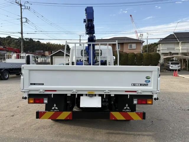 三菱 キャンター 2PG-FEB90(2WD)の写真8