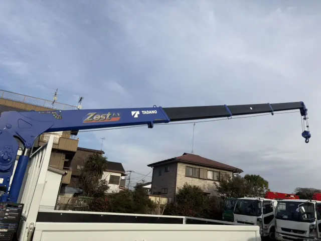 三菱 キャンター 2PG-FEB90(2WD)の写真15