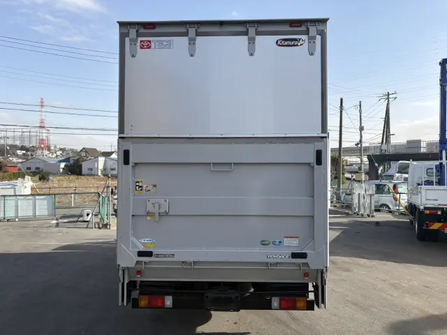 トヨタ ダイナ 2RG-XZU655(2WD)の写真8