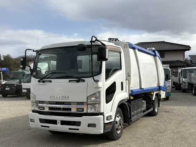 いすゞ フォワード SKG-FRR90S2(2WD)の写真1