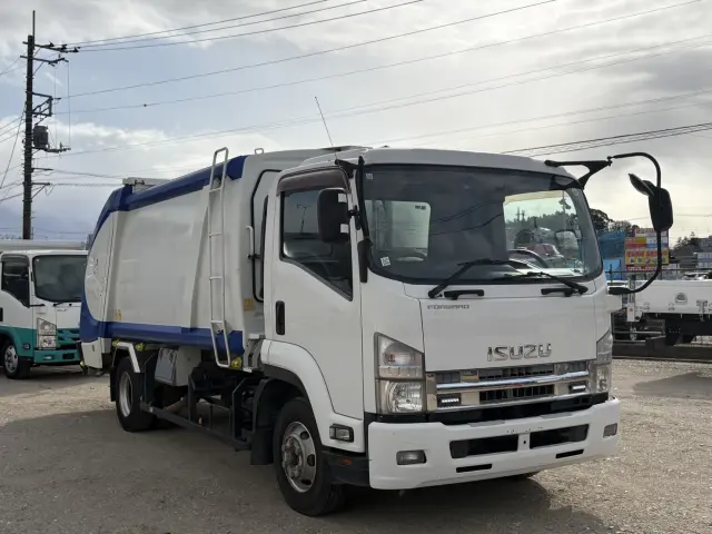 いすゞ フォワード SKG-FRR90S2(2WD)の写真2