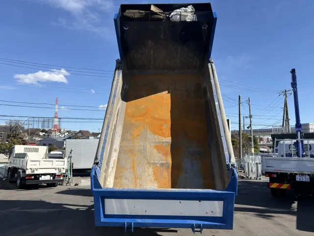 三菱 ファイター 2KG-FK62FZ(2WD)の写真9