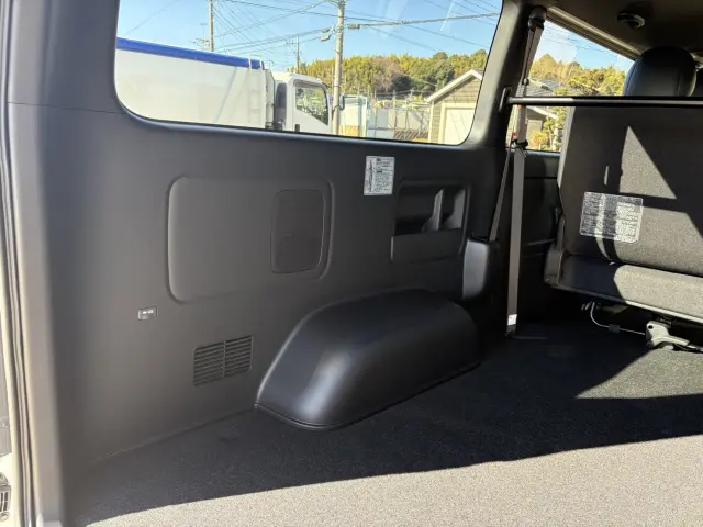 トヨタ ハイエースバン 3DF-GDH201V(2WD)の写真12