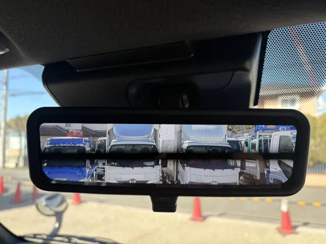 トヨタ ハイエースバン 3DF-GDH201V(2WD)の写真22