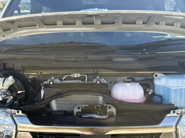 トヨタ ハイエースバン 3DF-GDH201V(2WD)の写真27