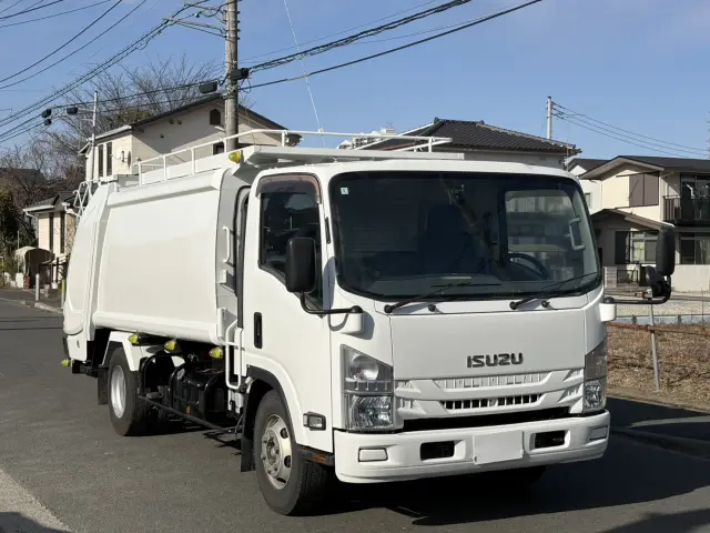 いすゞ エルフ TKG-NPR85YN(2WD)の写真2