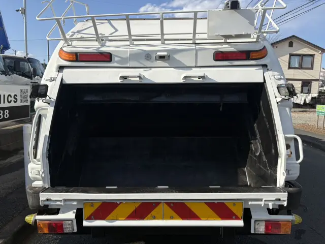 いすゞ エルフ TKG-NPR85YN(2WD)の写真9