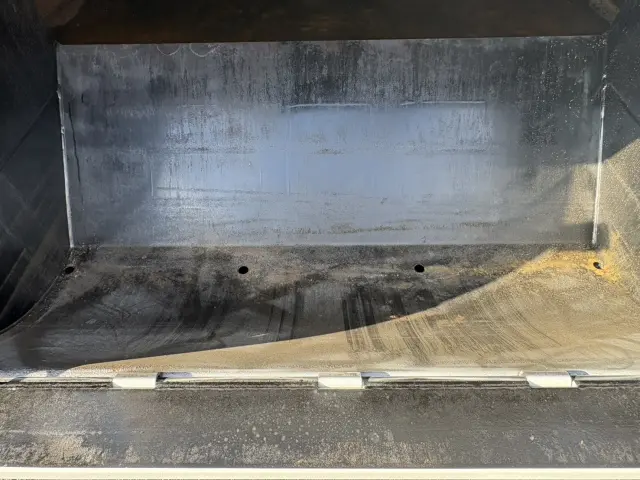 いすゞ エルフ TKG-NPR85YN(2WD)の写真11