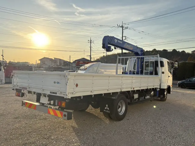 三菱 キャンター 2KG-FK62F(2WD)の写真3