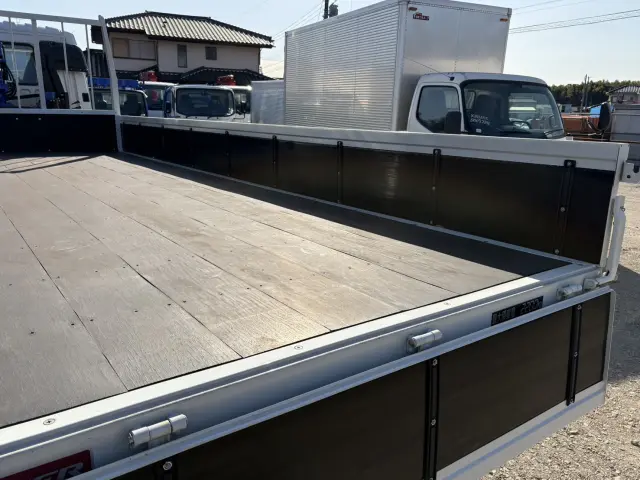 三菱 キャンター 2KG-FK62F(2WD)の写真11