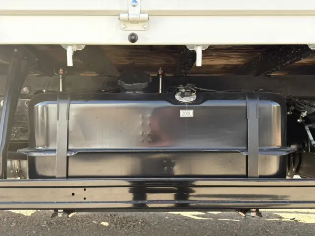 三菱 キャンター 2KG-FK62F(2WD)の写真27