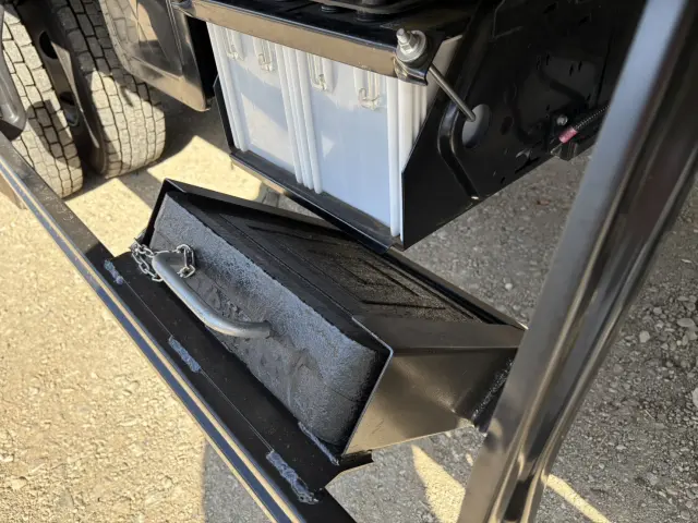 三菱 キャンター 2KG-FK62F(2WD)の写真29