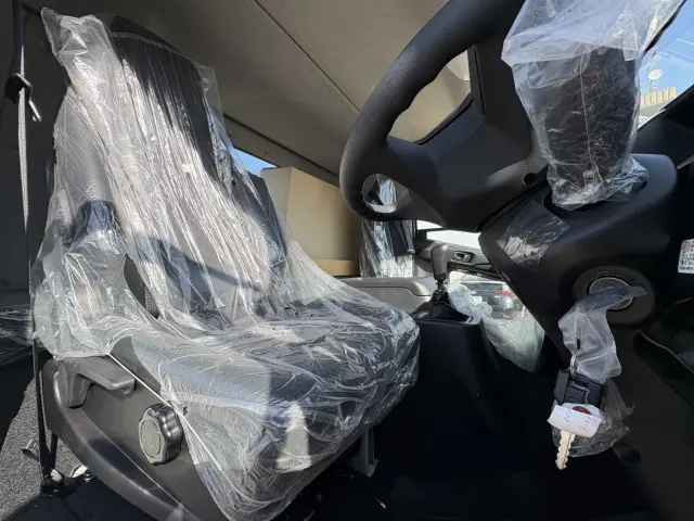 三菱 キャンター 2KG-FK62F(2WD)の写真30