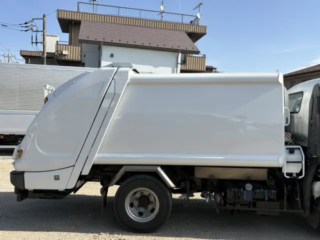 いすゞ エルフ TKG-NPR85YN(2WD)の写真5