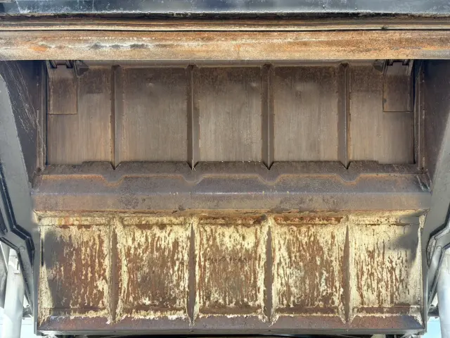 いすゞ エルフ TKG-NPR85YN(2WD)の写真16