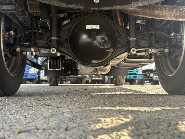 三菱 キャンター 2RG-FEAV0(2WD)の写真15