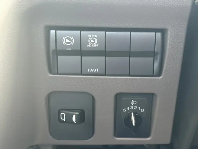 三菱 キャンター 2RG-FEAV0(2WD)の写真20