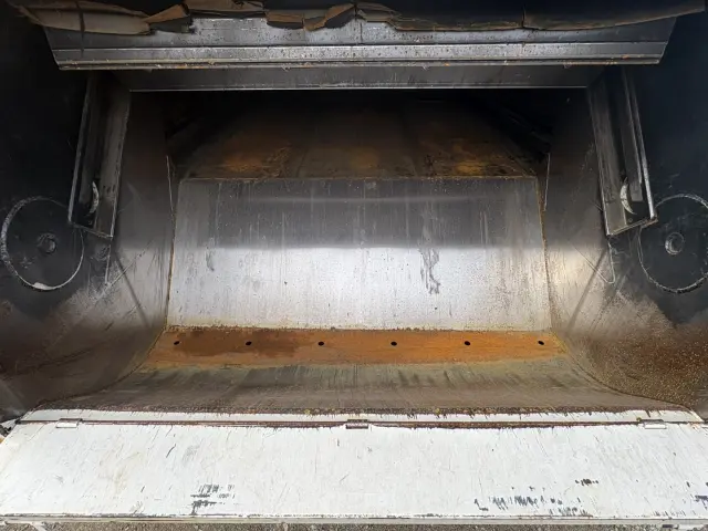 いすゞ フォワード PKG-FSR90(2WD)の写真10