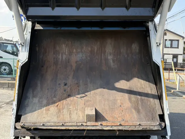 いすゞ エルフ TKG-NMR85AN(2WD)の写真18