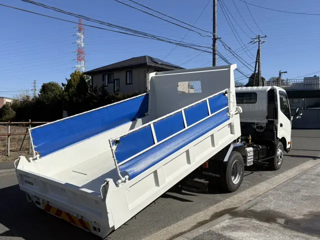 日野 デュトロ 2KG-XZU700X(2WD)の写真9