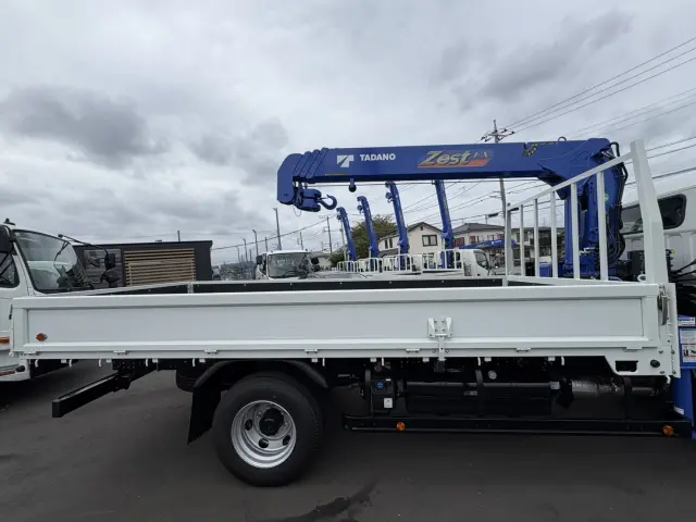 三菱 キャンター 2PG-FEB80(2WD)の写真6