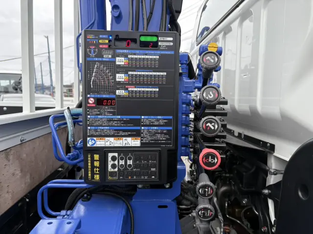 三菱 キャンター 2PG-FEB80(2WD)の写真18