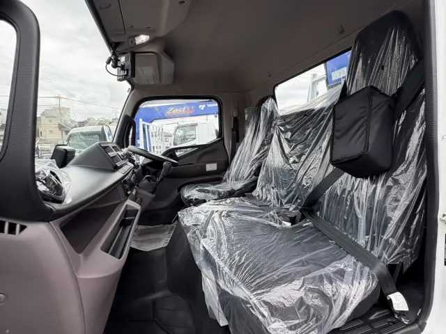 三菱 キャンター 2PG-FEB80(2WD)の写真37