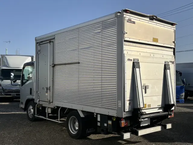 いすゞ エルフ TKG-NMR85N(2WD)の写真4