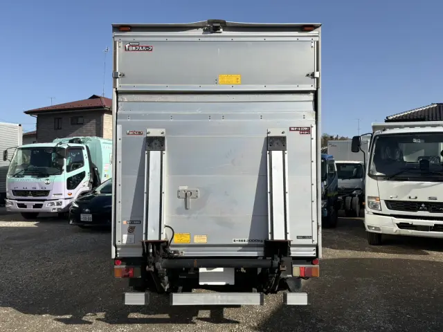 いすゞ エルフ TKG-NMR85N(2WD)の写真8