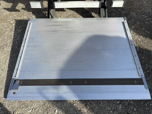 いすゞ エルフ TKG-NMR85N(2WD)の写真10