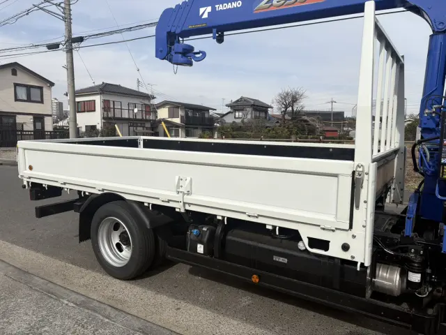 三菱 キャンター 2RG-FEAV0(2WD)の写真6