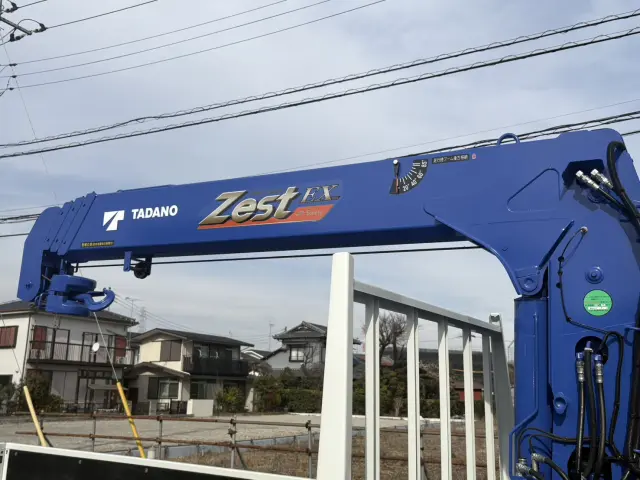 三菱 キャンター 2RG-FEAV0(2WD)の写真16