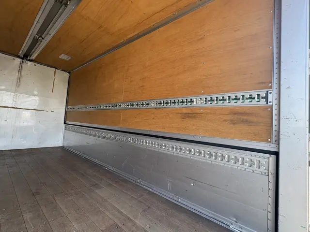 トヨタ ダイナ TKG-XZU655(2WD)の写真10