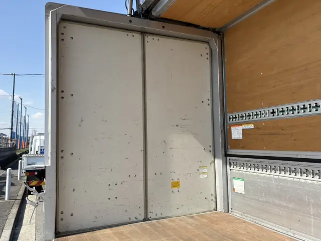 トヨタ ダイナ TKG-XZU655(2WD)の写真17