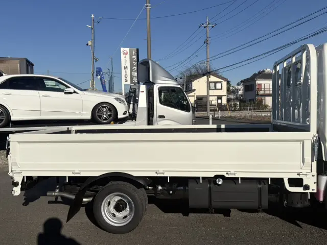 トヨタ ダイナ 3BF-TRY230(2WD)の写真6