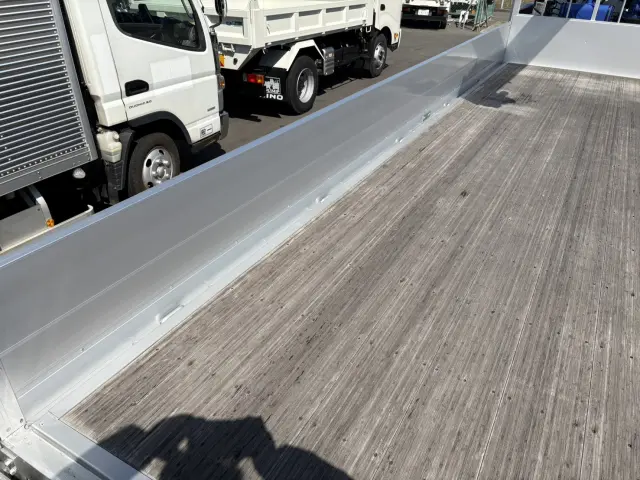 三菱 ファイター 2KG-FK62FZ(2WD)の写真10