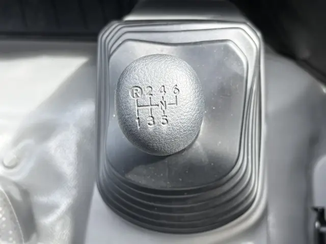 日野 デュトロ 2KG-XZU700X(2WD)の写真28