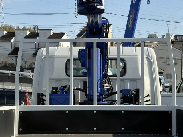 三菱 キャンター 2PG-FEB80(2WD)の写真13