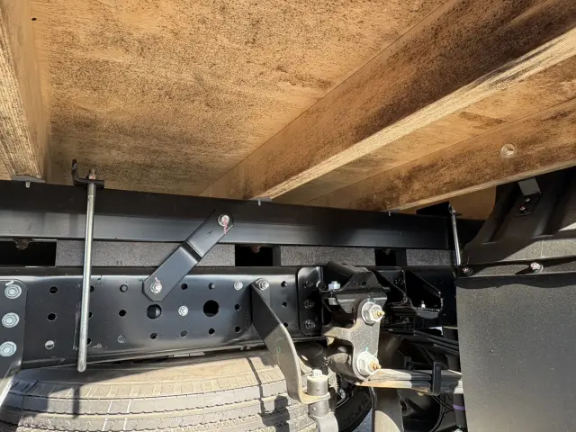 三菱 キャンター 2PG-FEB80(2WD)の写真27