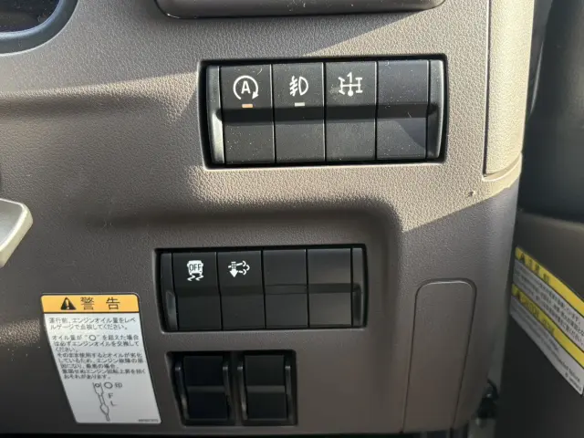 三菱 キャンター 2PG-FEB80(2WD)の写真34