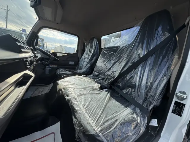 三菱 キャンター 2PG-FEB80(2WD)の写真39